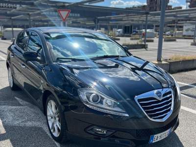 Lancia Delta DPF Platino Nero usata Torino
