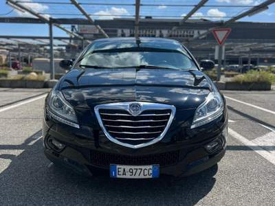 Lancia Delta DPF Platino Nero usata Torino