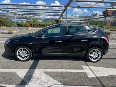 Lancia Delta DPF Platino Nero usata Torino