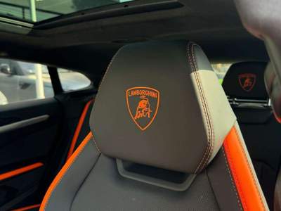 Lamborghini Urus Urus 4.0 V8 phev SE Nero usata Savignano sul Rubicone