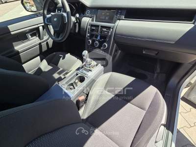 Land Rover Discovery Sport LAND ROVER Discovery Sport 2.0 TD4 150 CV Pure Bianco usata Gallarate