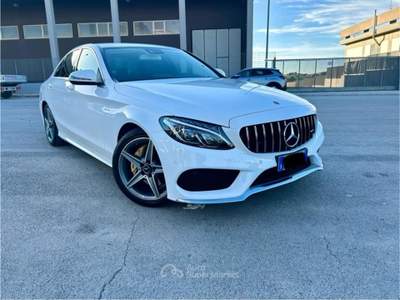 Mercedes-Benz Classe C Auto italiana ufficiale Mercedes • 70.000 km  Bianco usata Altamura