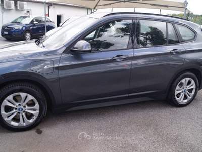 BMW X1 xDrive25e Advantage cameraPDC potenza totale 220CV Grigio usata Roma