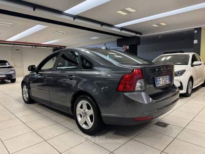 Volvo S40 DRIVe Momentum 105.000KM-UNICO PROPRIETARIO Grigio usata Arsago Seprio