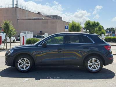 Audi Q3 35 TDI  S tronic Business Blu/Azzurro usata Arcola