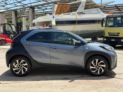 Toyota Aygo 1.0 VVT-i 72 CV 5 porte Trend S-CVT Grigio usata Arcola