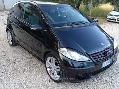 Mercedes-Benz Classe A Auto tenuta in ottime condizioni Nero usata Alife