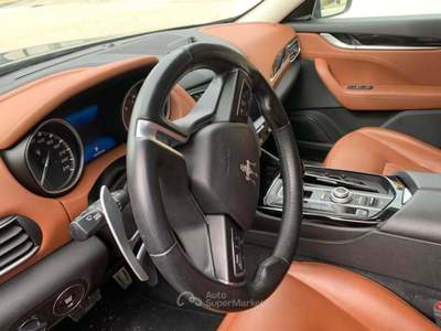 Maserati Levante mezzo in ottime condizioni garanzia Grigio usata Umbertide