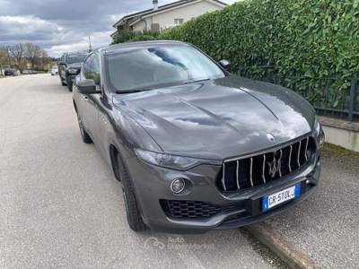 Maserati Levante mezzo in ottime condizioni garanzia Grigio usata Umbertide