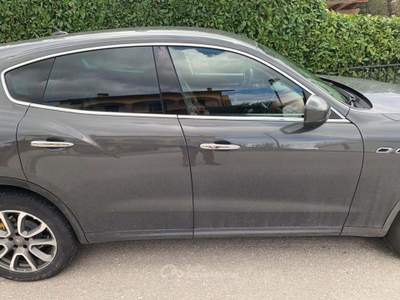 Maserati Levante mezzo in ottime condizioni garanzia Grigio usata Umbertide