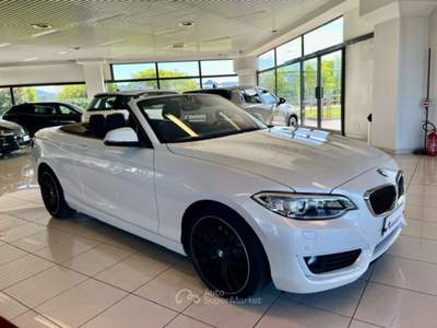 BMW Serie 2 220i i Cabrio Advantage PREZZO REALE !! Bianco usata Cavernago