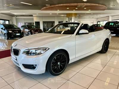 BMW Serie 2 220i i Cabrio Advantage PREZZO REALE !! Bianco usata Cavernago