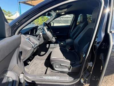 Jaguar E-Pace R-DYNAMIC Nero usata Santeramo in Colle