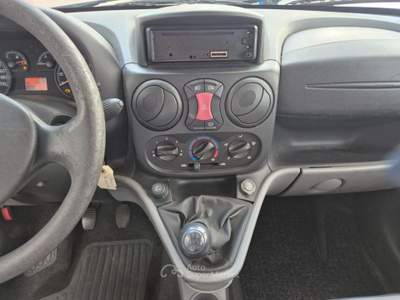 Fiat Doblò Doblò 1.9 MJ Combi 5 p.ti SX N1 Argento usata Vignola