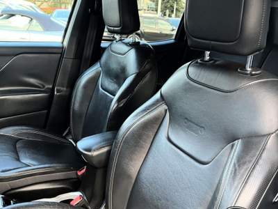 Jeep Renegade 1.6 Mjt 120 CV Limited Bianco usata Sant'Angelo in vado
