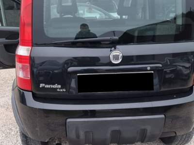 Fiat Panda 1.3 MJT 4x4 - OK NEOPATENTATI Nero usata Sant'Angelo in vado