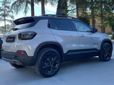 Jeep Avenger 1.2 Turbo 136 CV MHEV 4xe Grigio usata Sant'Angelo in vado