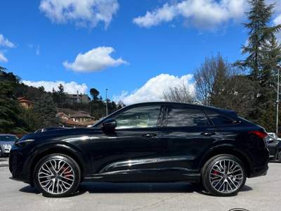 Audi Q5 Sportback 40 TDI quattro S tronic S line NUOVO IVA Nero usata Sant'Angelo in vado