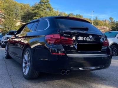 BMW Serie 5 520d D XDRIVE 4X4 Nero usata Sant'Angelo in vado