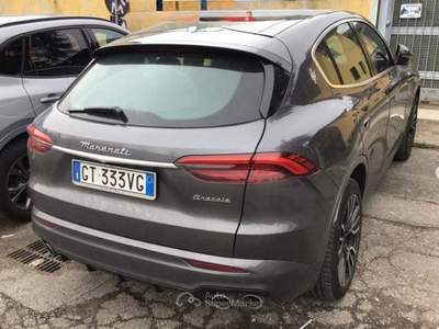 Maserati Grecale MHEV 300 CV AWD GT TETTO APRIBILE Grigio usata Fara Gera d'Adda