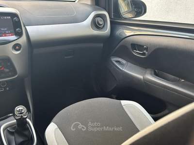 Toyota Aygo 5 porte x-cool Grigio usata Cardito