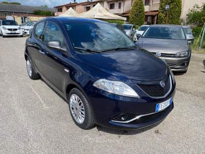 Lancia Ypsilon 1.2 69 CV 5 porte Silver 5 POSTI Blu/Azzurro usata Sinalunga