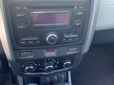 Dacia Duster 1.5 dci. 90 cv si neopatentati Bianco usata Castelli Calepio