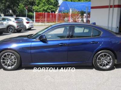 Alfa Romeo Giulia 2.2 TD 80.000 KM  BUSINESS CON NAVIGATORE Blu/Azzurro usata Mirandola
