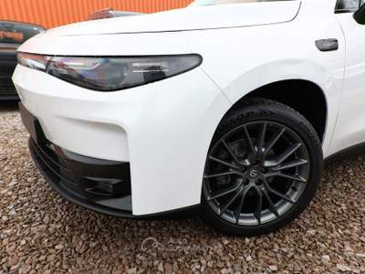 Leapmotor C10 REEV 158kW phev Design Bianco usata Melegnano