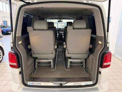 Volkswagen Multivan 2.0 BiTDI 180CV 4 Motion Highline Bianco usata Parma