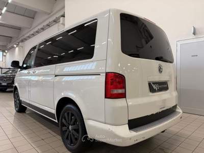 Volkswagen Multivan 2.0 BiTDI 180CV 4 Motion Highline Bianco usata Parma