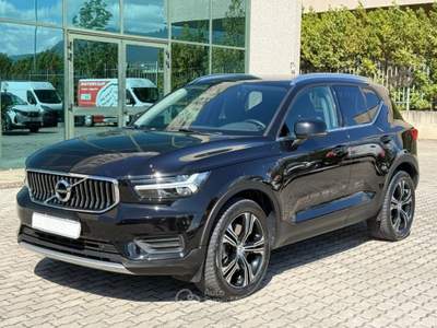 Volvo XC40 T4 Recharge Plug-in Hybrid Inscription Expression Nero usata San Salvatore Telesino