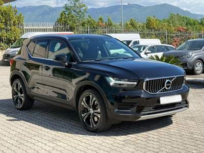 Volvo XC40 T4 Recharge Plug-in Hybrid Inscription Expression Nero usata San Salvatore Telesino