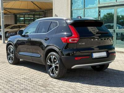 Volvo XC40 T4 Recharge Plug-in Hybrid Inscription Expression Nero usata San Salvatore Telesino