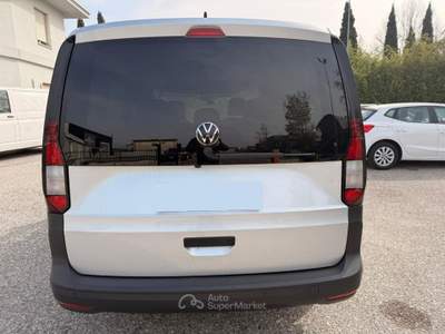 Volkswagen Caddy 2.0 TDI 102 CV Life Maxi Argento usata CALCINATO