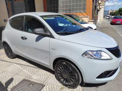 Lancia Ypsilon Lancia Ypsilon 2021 1.0 Hybrid Argento usata Sant'Egidio del Monte Albino