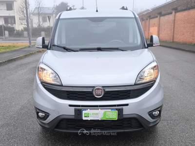 Fiat Doblò 1.6 MJT 95CV 7 Posti Lounge Grigio usata Casteggio