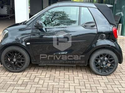 Smart ForTwo SMART fortwo 70 1.0 twinamic cabrio Passion Nero usata Manerba del Garda