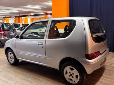 Fiat 600 BELLISSIMA FIAT 600 ADATTA A NEOPATENTATI Argento usata Roma