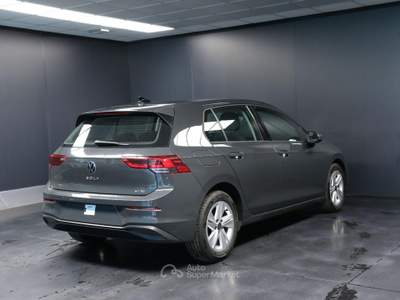 Volkswagen Golf 1.0 eTSI EVO DSG Life Grigio usata Arsiè