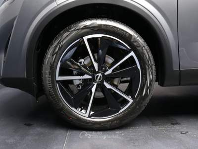 Nissan Qashqai MHEV 158 CV Xtronic TETTO PANORAMICO Grigio usata Arsiè