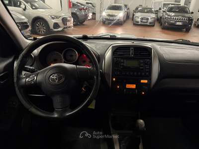 Toyota RAV4 5p 2.0 d-4d 16v sol fl Argento usata Bollengo