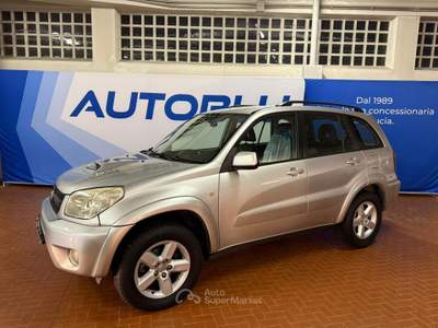 Toyota RAV4 5p 2.0 d-4d 16v sol fl Argento usata Bollengo Toyota RAV4 5p 2.0 d-4d 16v sol fl Argento usata Bollengo