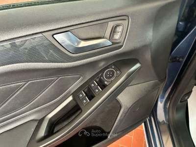 Ford Focus 1.0 ecoboost st-line s&s 125cv Blu/Azzurro usata Bollengo
