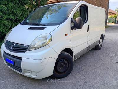 Opel Vivaro Opel Vivaro 2.0 tdci euro 5 Bianco usata Brescia