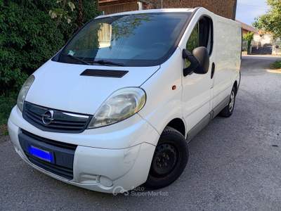 Opel Vivaro Opel Vivaro 2.0 tdci euro 5 Bianco usata Brescia