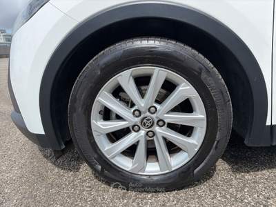 Toyota C-HR C-hr 1.8 hev active fwd e-cvt Bianco usata Venezia