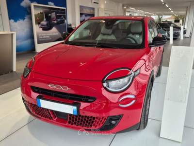 Fiat 600  - 600 1.2 hybrid pop 145cv auto Rosso usata Viterbo