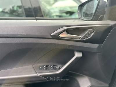 Volkswagen T-Cross  - t-cross 1.0 tsi style 110cv Nero usata Roma