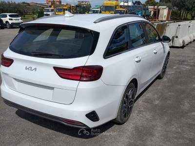 Kia Ceed  - ceed sw 1.6 crdi mhev business 136cv dct Bianco usata Roma
